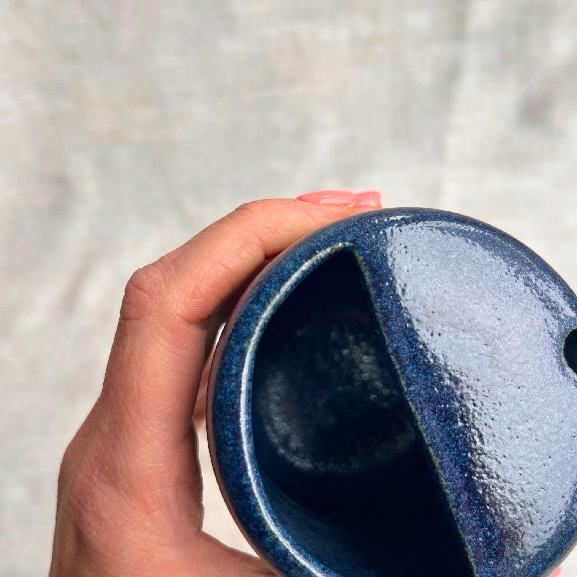 Handmade Ceramic Travel Mug | Ceramic take away mug | pottery to-go cup | sippy mug | commute travel mug | Handless | Unique British Gift